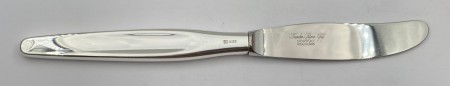 Aase: Stor spisekniv med langt skaft 22,3 cm.