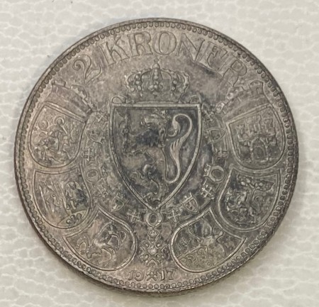 2 kr 1917 kv. 1+