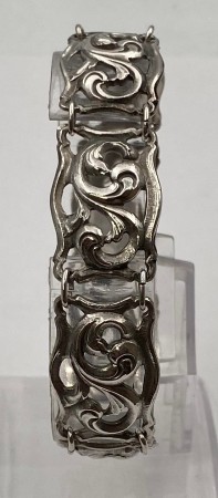 Flott sølv armbånd av Br.Lohne, Bergen. Nr 17