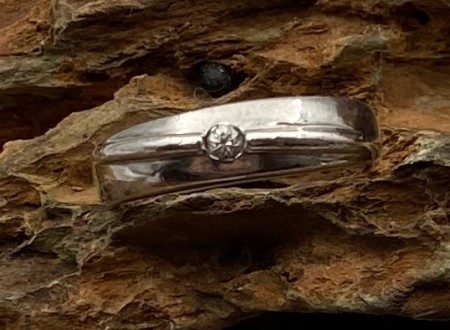 925 sølv ring med sten.(44)